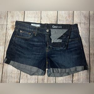 GAP Authentic Best Girlfriend Short